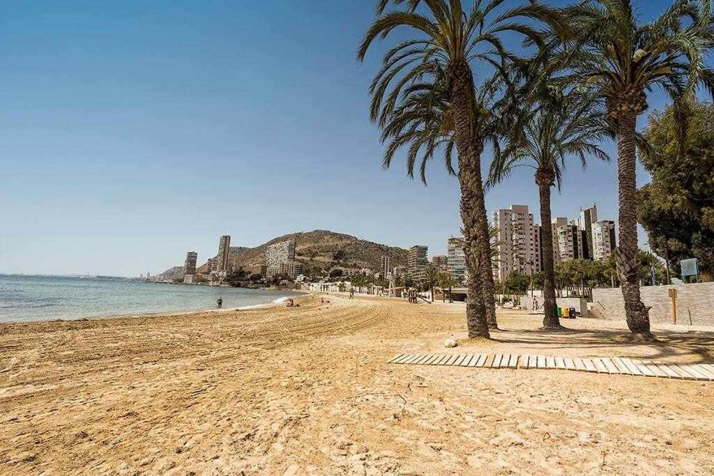 Oasis II Apartamento Playa Albufereta Apartman Alicante Kültér fotó