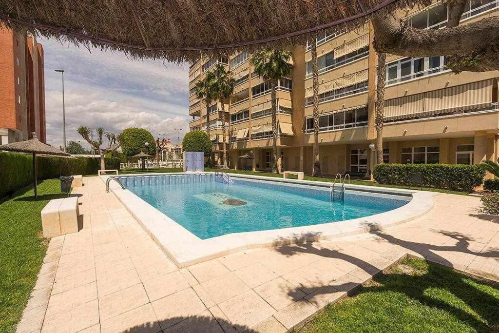 Oasis II Apartamento Playa Albufereta Apartman Alicante Kültér fotó